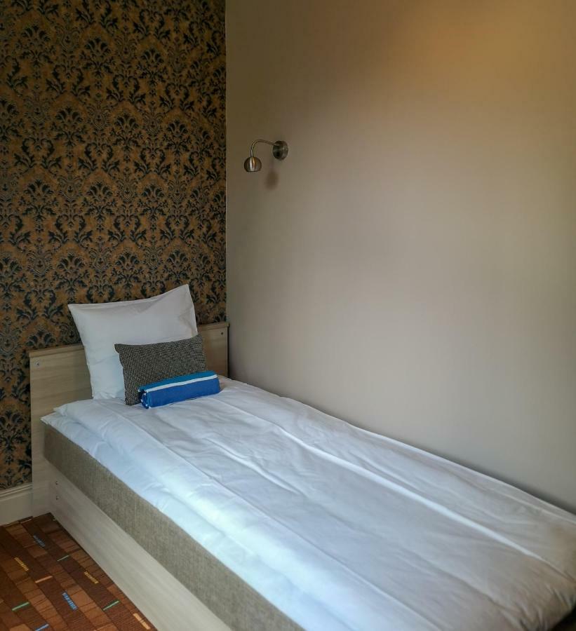 Villa Kadriorg Hostel Tallinn Extérieur photo