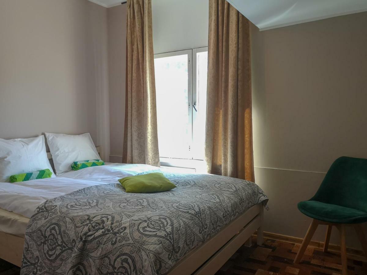Villa Kadriorg Hostel Tallinn Extérieur photo